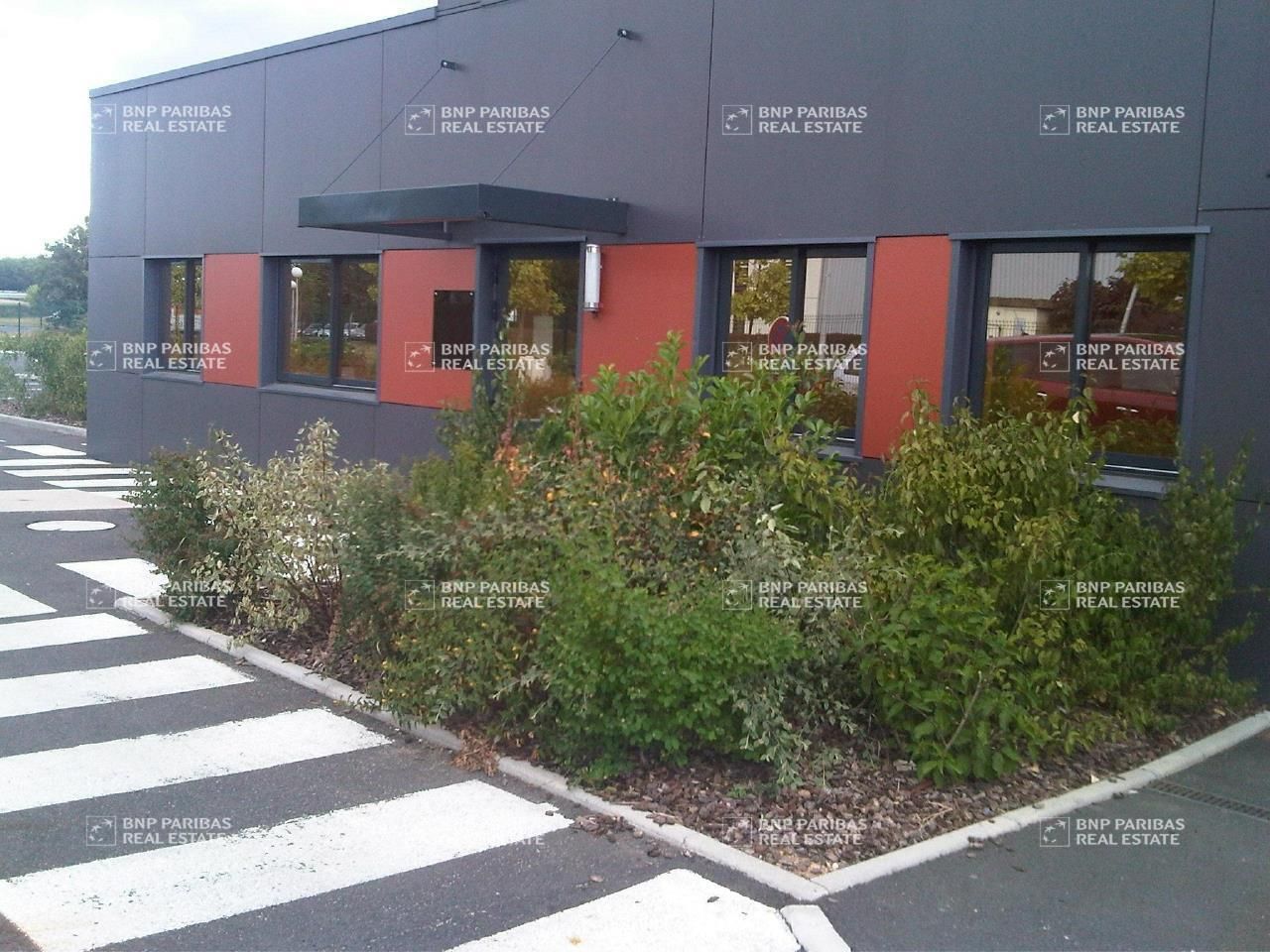 Location Bureaux 133.5 m² non divisibles 45160 Olivet