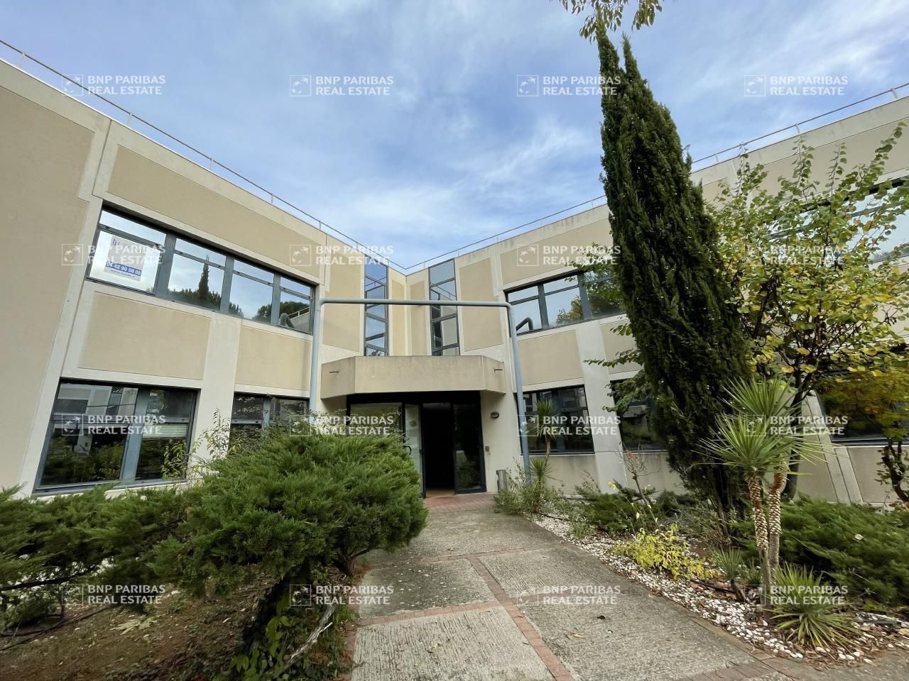 1032 m² pour ce bureaux en vente à Aix-en-provence