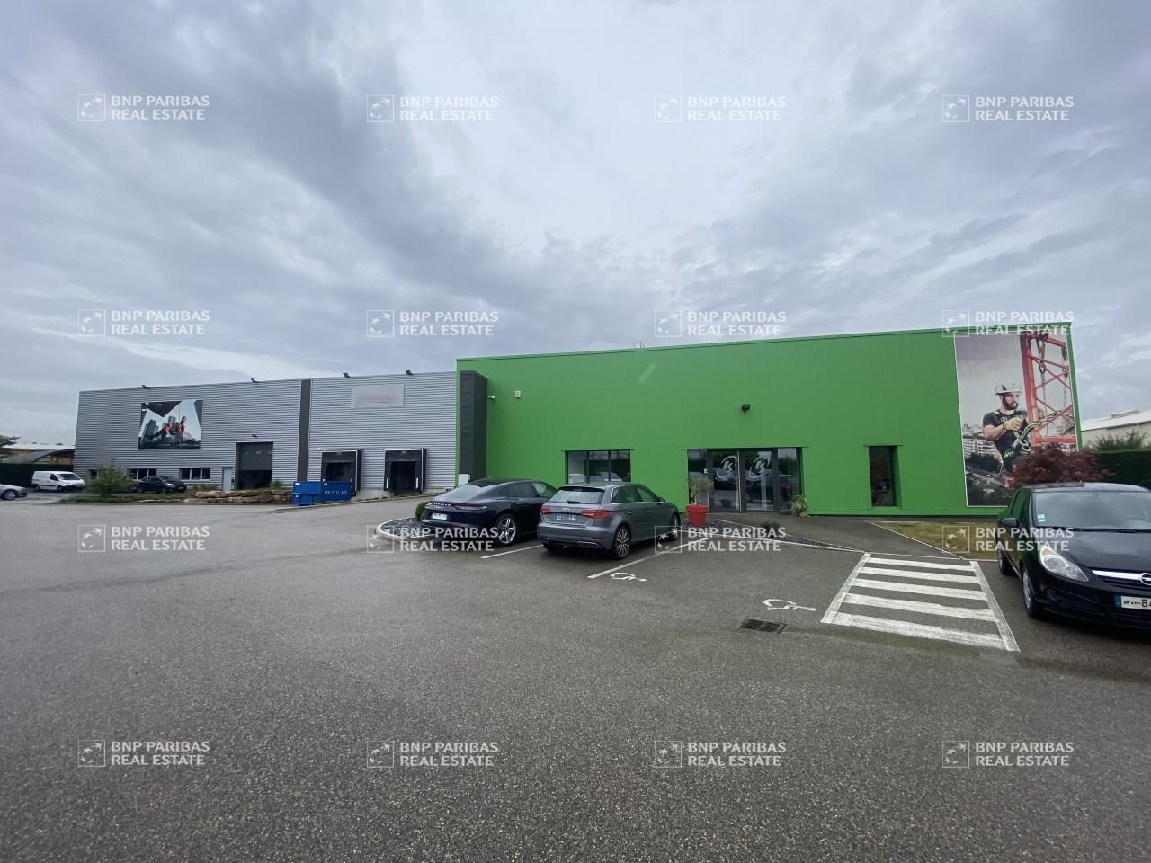 Location Activité 2955.1 m² non divisibles 38540 Heyrieux