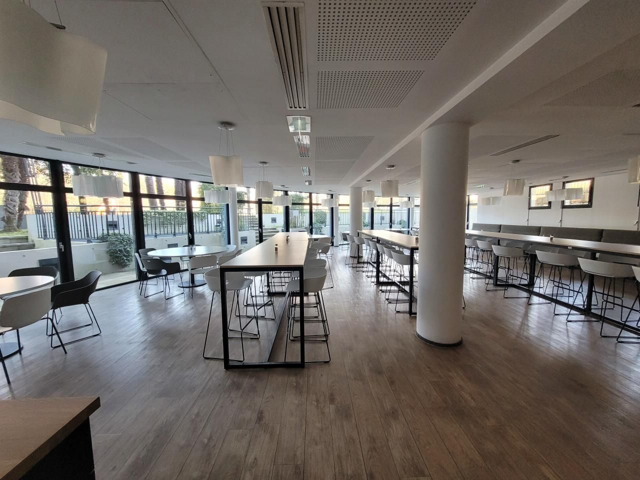 11255 m² pour ce bureaux en location à Antony