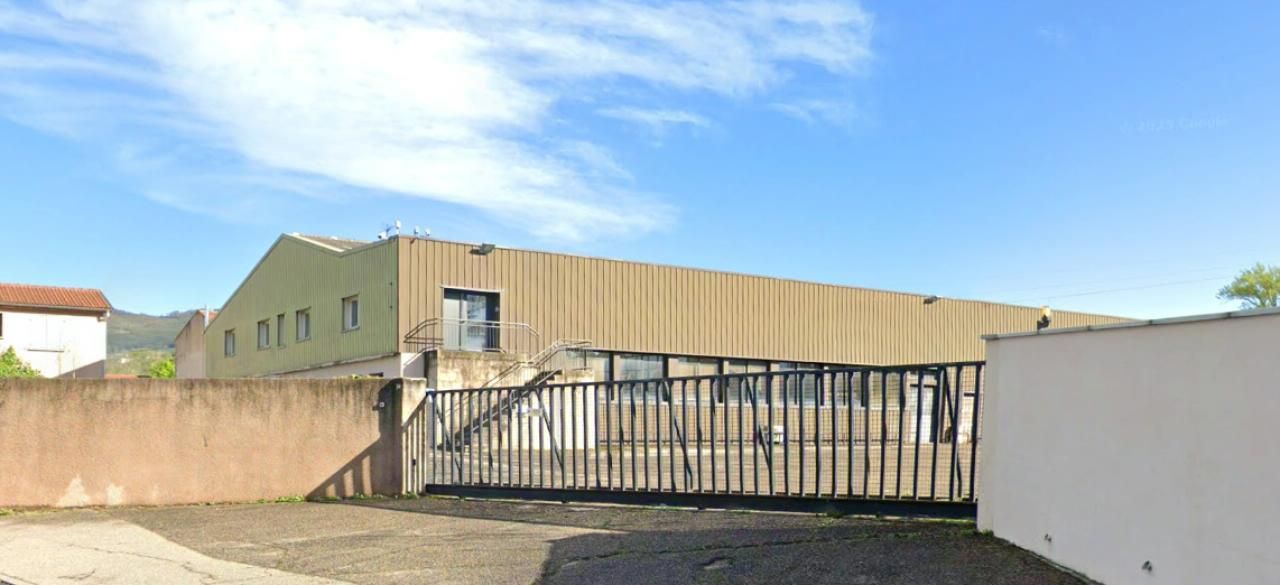 Location Activité 8440 m² non divisibles 42400 Saint-chamond