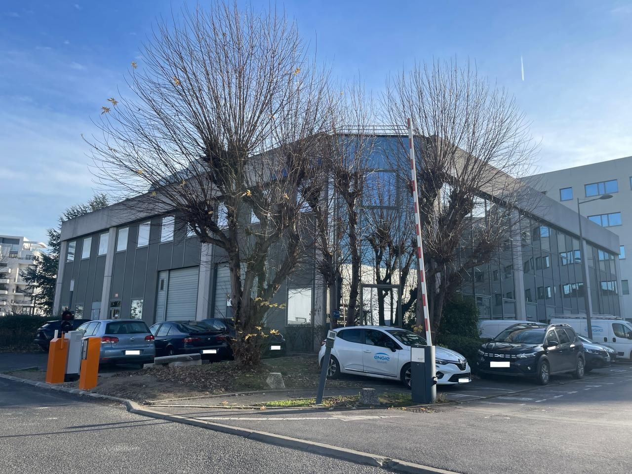 2203 m² pour ce pme-pmi en location à Colombes