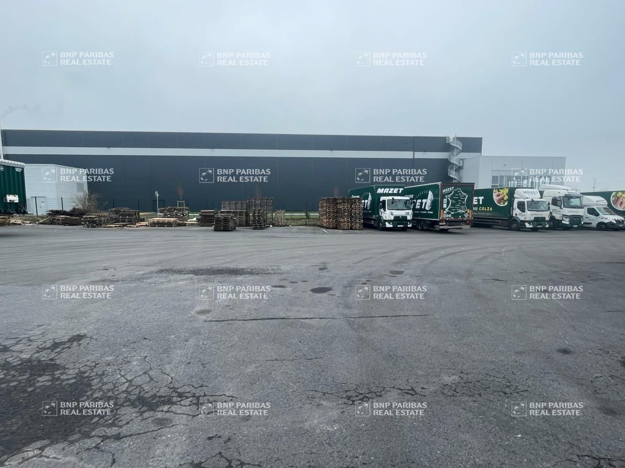 Location Entrepôts classe A 4886 m² non divisibles 59113 Seclin