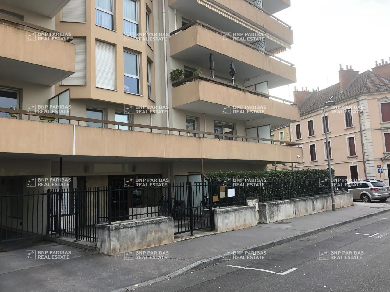 350 m² pour ce bureaux en vente à Dijon