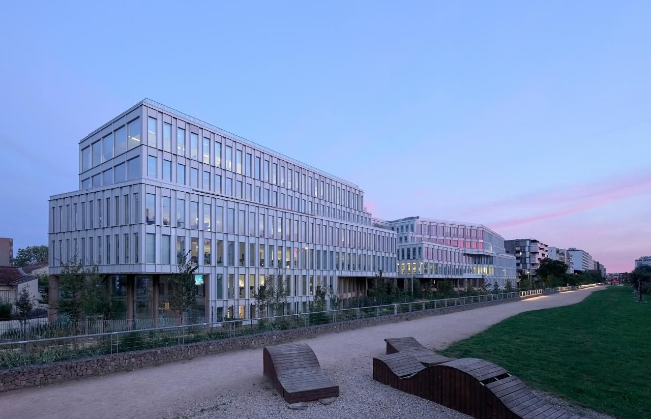 19431 m² pour ce bureaux en location à Gentilly