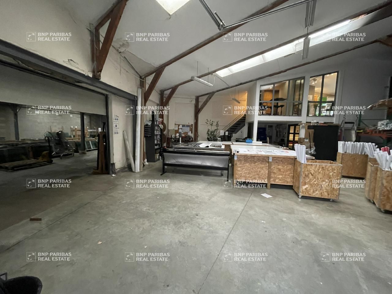 1504 m² pour ce activité en vente à Épinay-sous-sénart