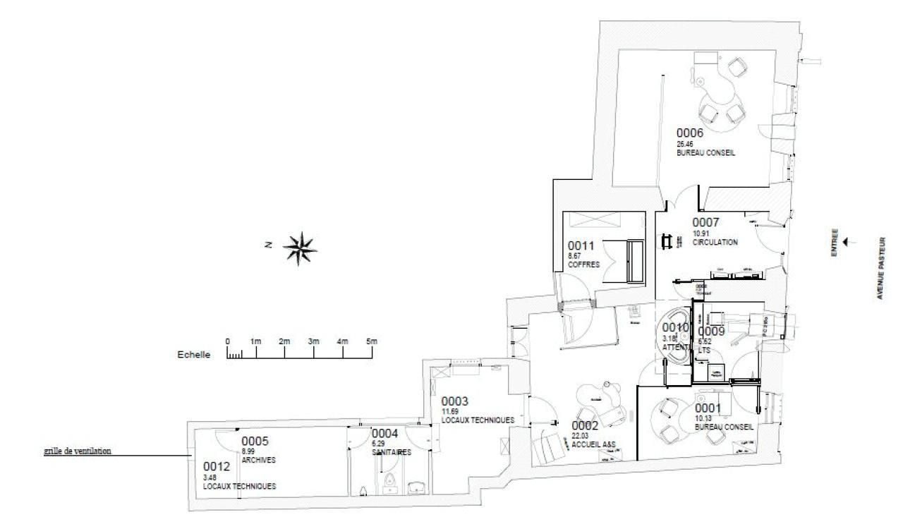 118.75 m² pour ce local commercial en vente à Quillan