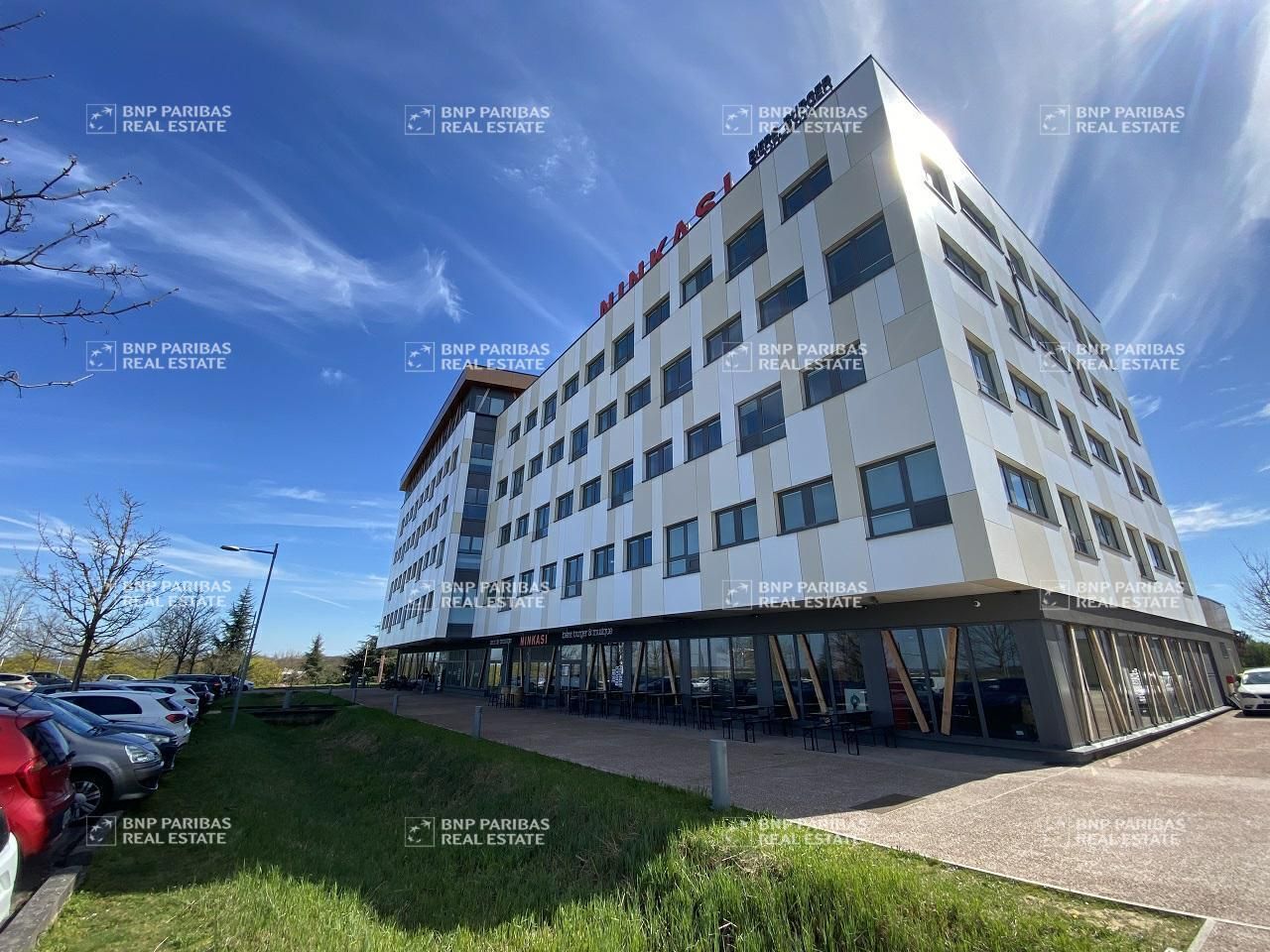 1100.23 m² pour ce bureaux en location à Dijon