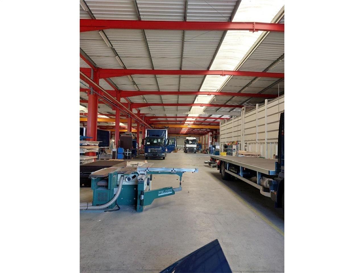 3800 m² pour ce activité en vente à Romans-sur-isère