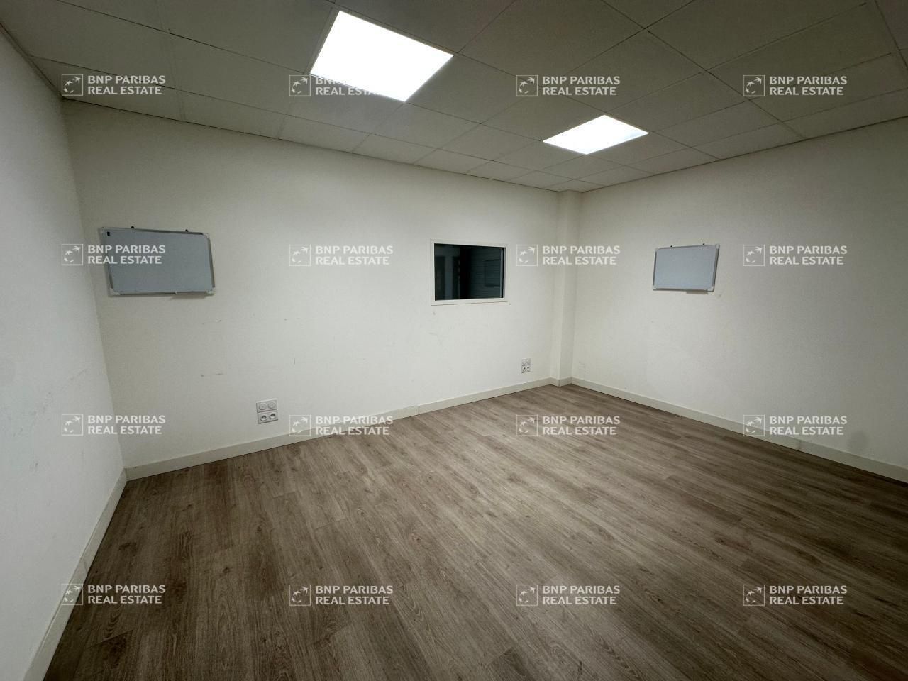 420 m² pour ce activité en location à Chambray-lès-tours