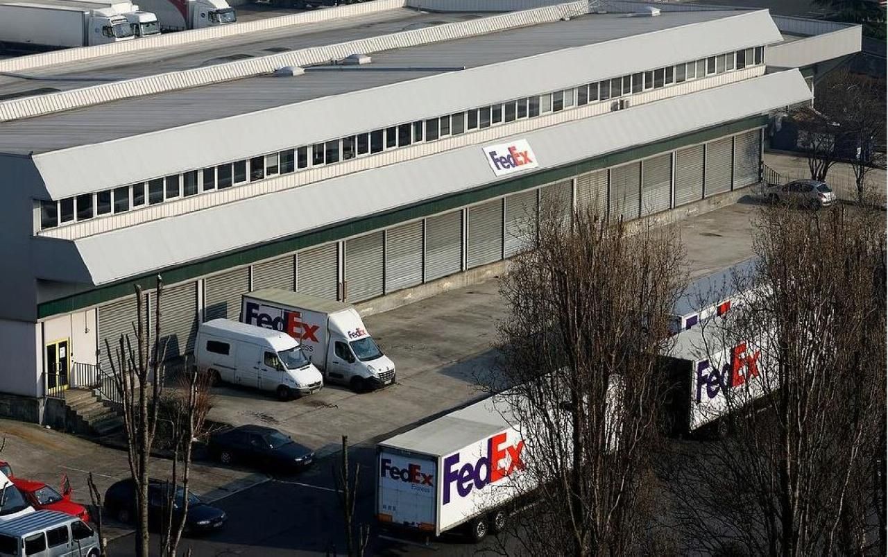 Location Entrepôts classe B 4249 m² non divisibles 93600 Aulnay-sous-bois