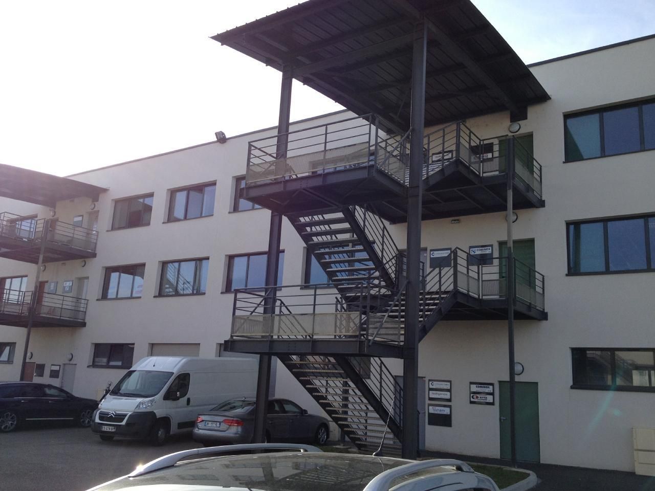 120 m² pour ce activité en location à Villeurbanne