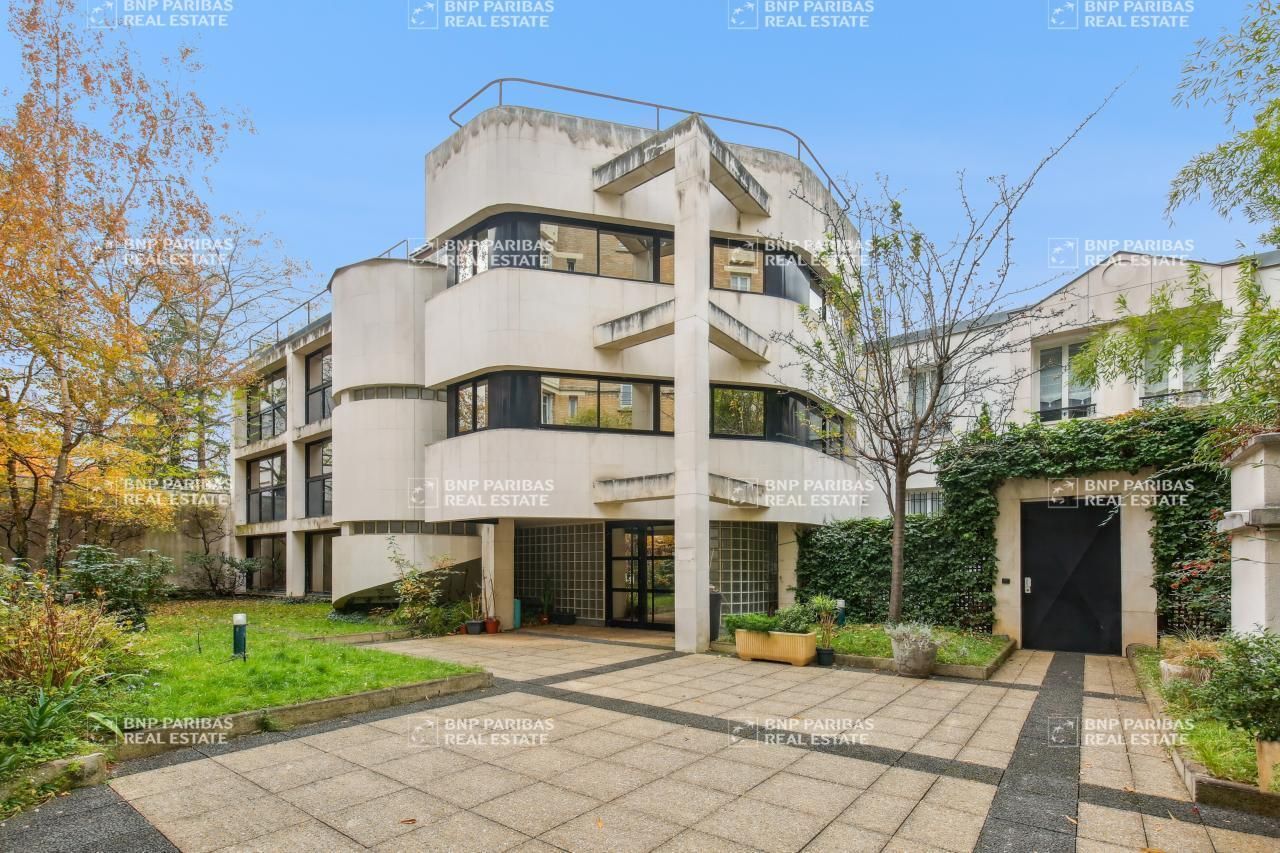 320 m² pour ce bureaux en location à Boulogne billancourt