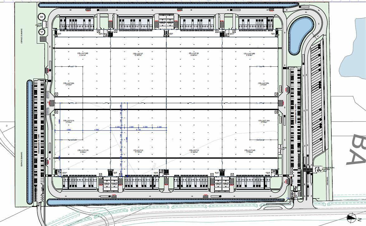 97079.32 m² pour cetentrepôts classe a en location à Loon-plage