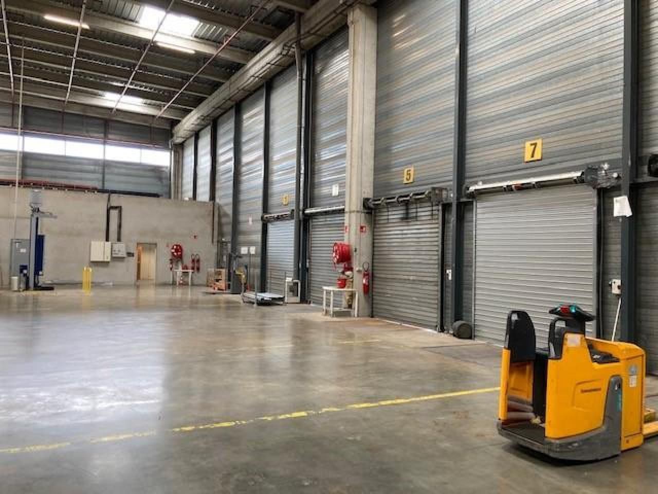 5793 m² pour ce activité en location à Mions