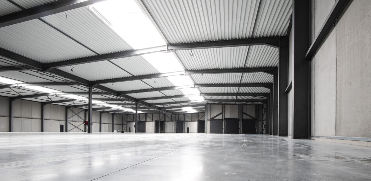 Location PME-PMI 11210 m² divisibles 77990 Le mesnil-amelot