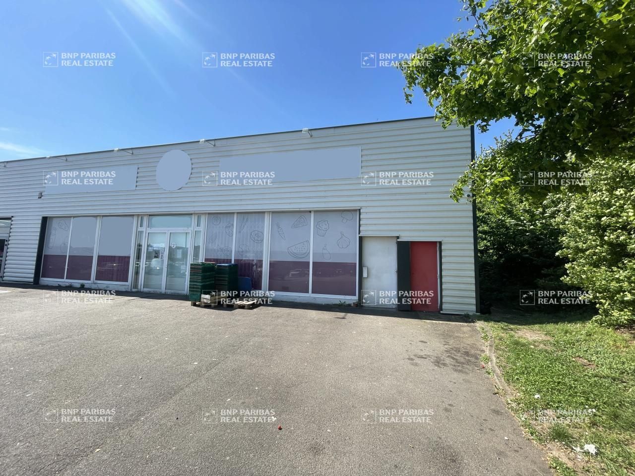 368 m² pour ce activité en location à Chenôve