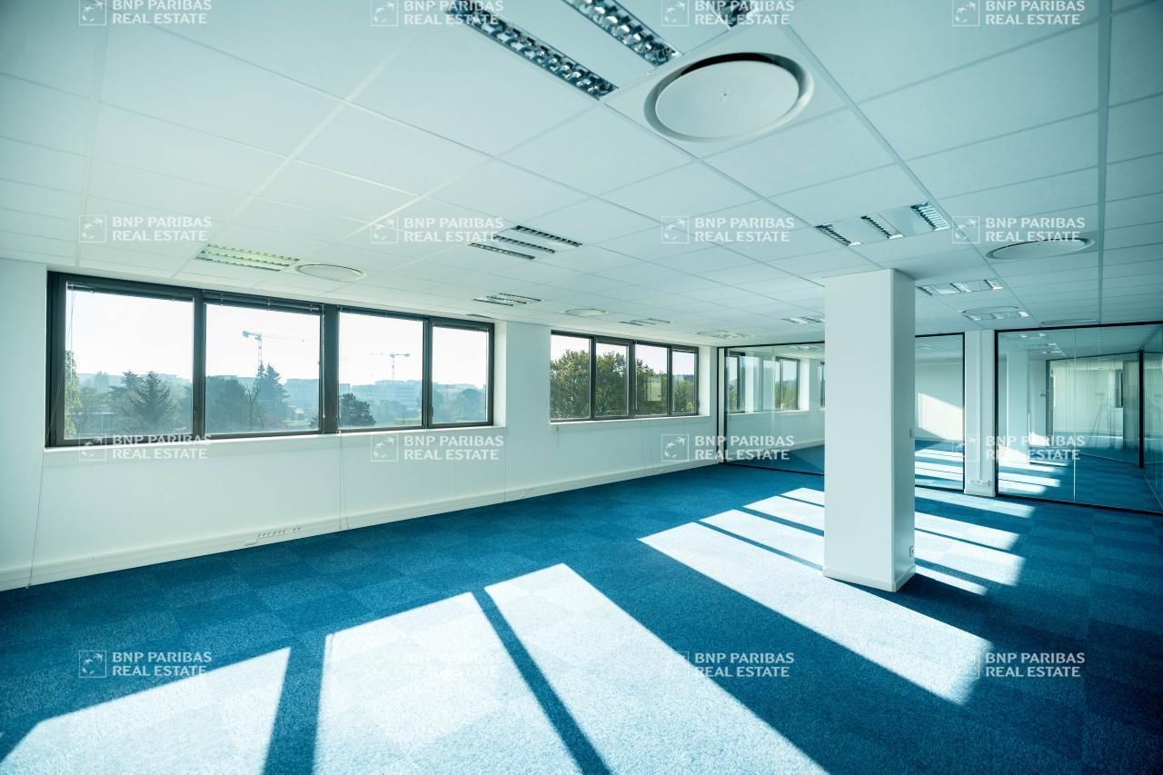 699 m² pour ce bureaux en location à Rennes 35700