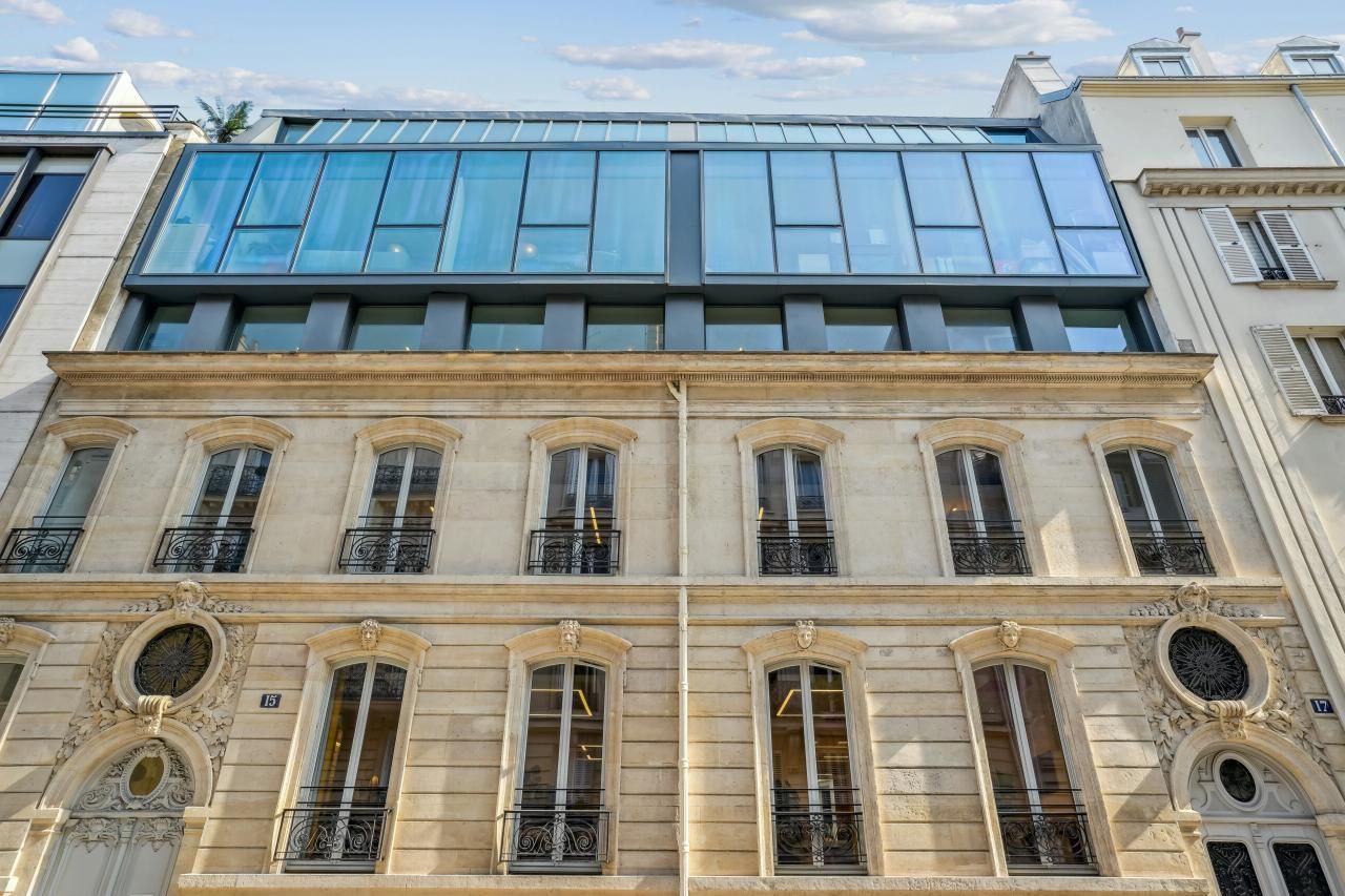 Location Bureaux 930 m² non divisibles 75008 Paris