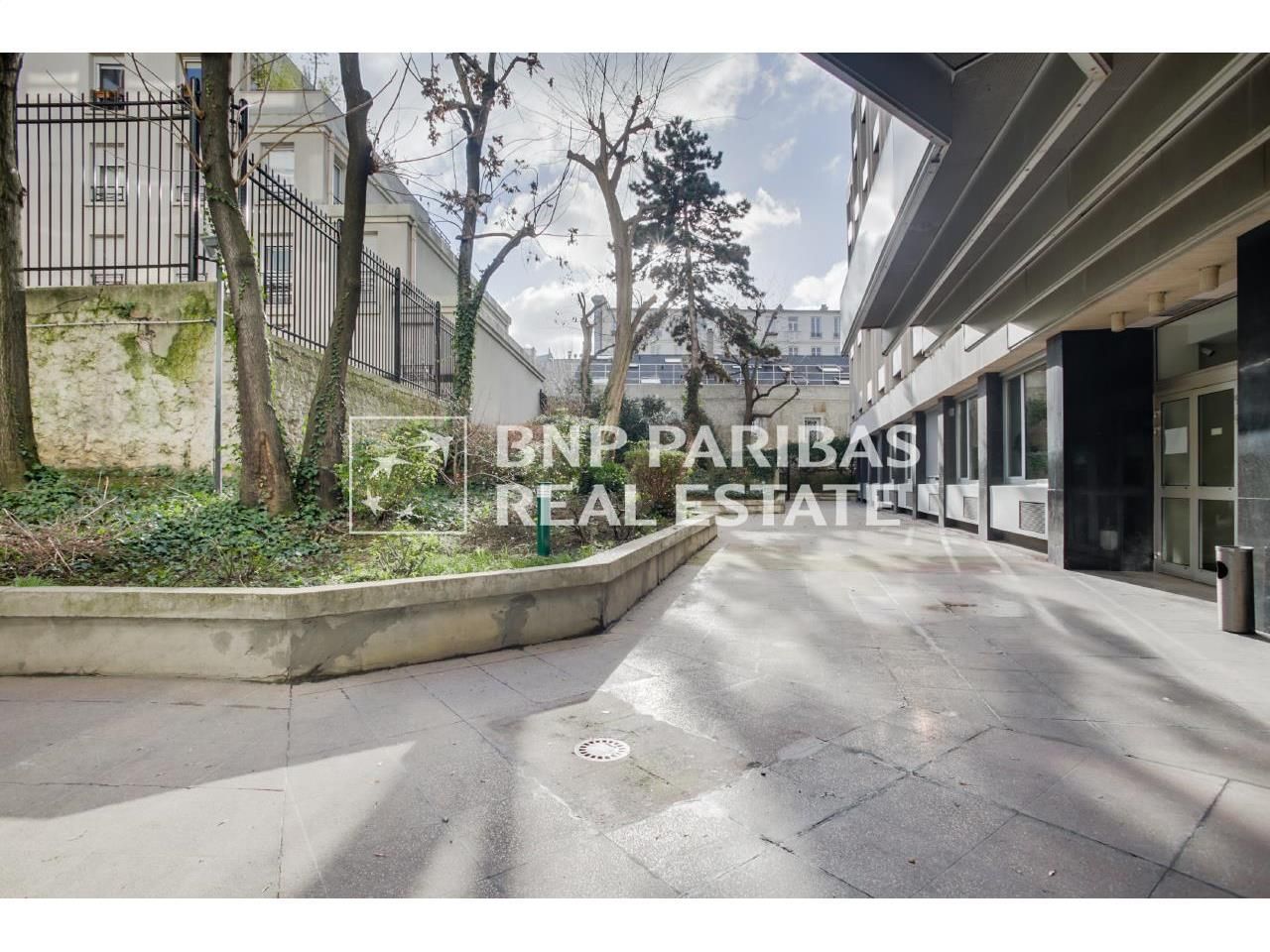 Location Bureaux 1535.4 m² divisibles 75019 Paris