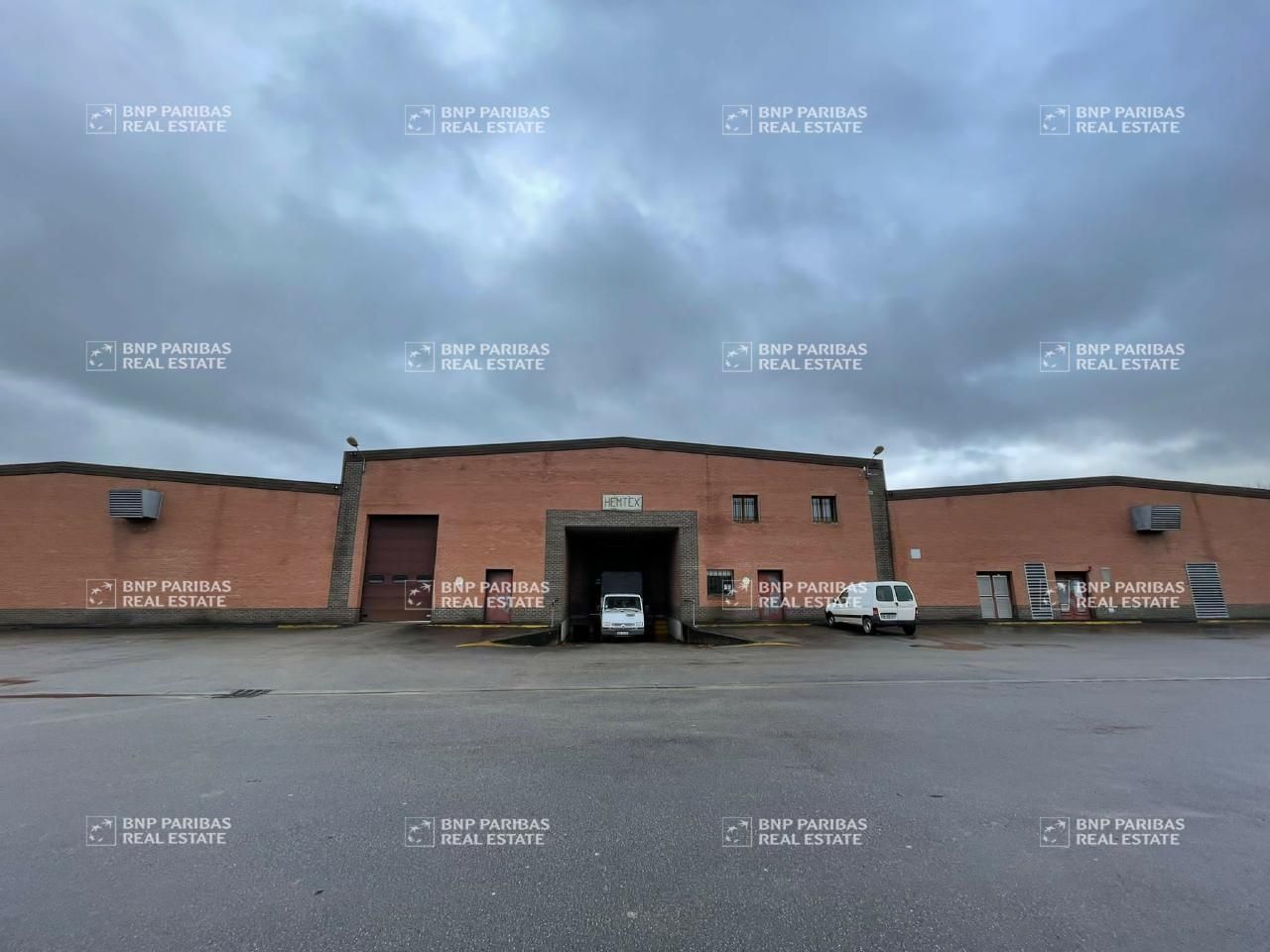 Vente Activité 4300 m² non divisibles 62890 Nordausques