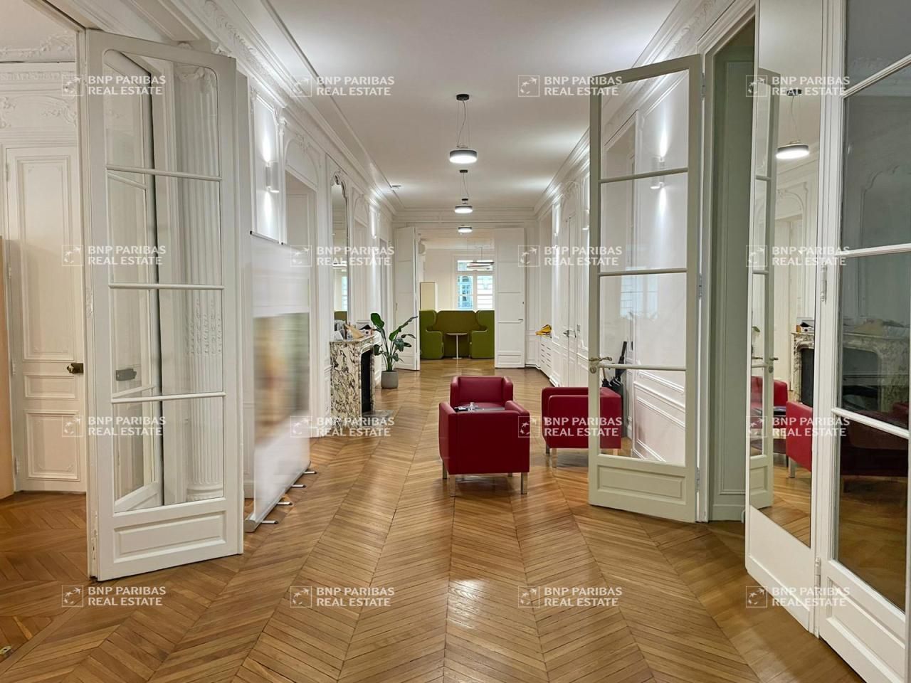 435 m² pour ce bureaux en vente à Paris