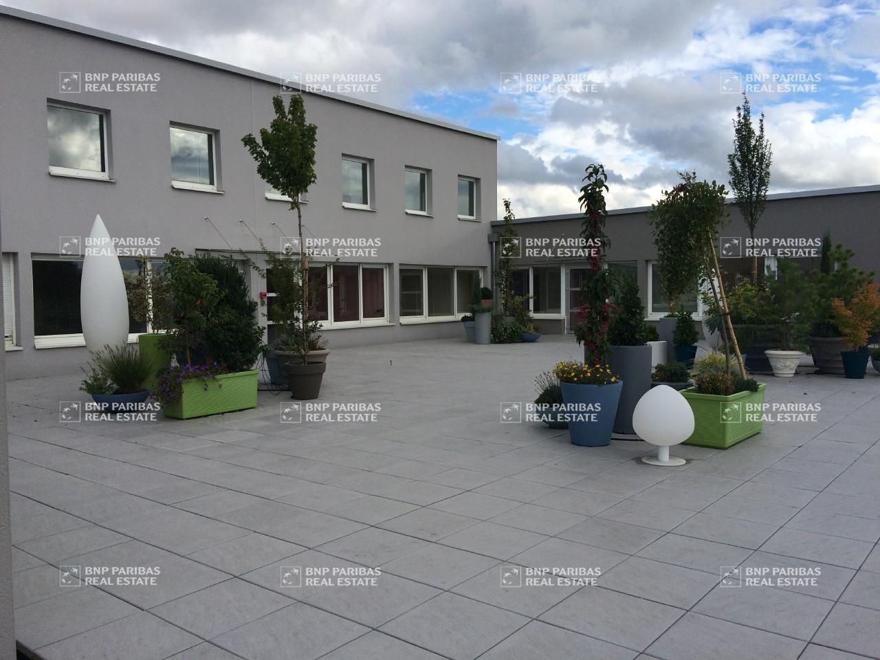 275 m² pour ce bureaux en location à Metz