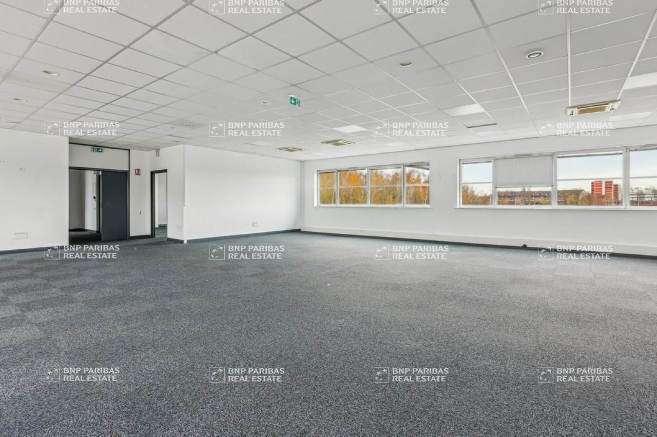 1381.3 m² pour ce bureaux en location à Villeneuve-d'ascq
