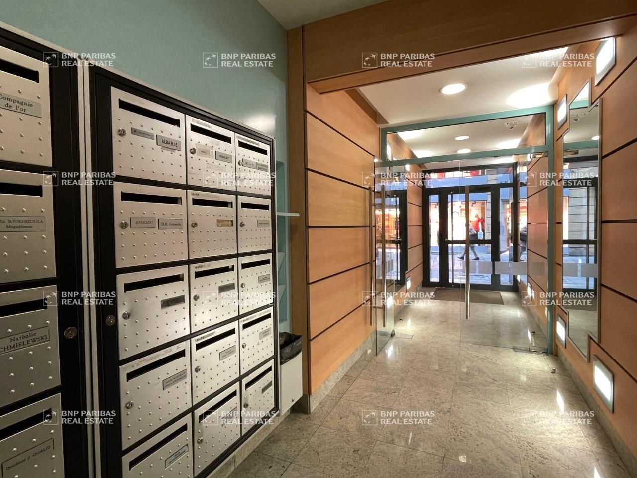 620.98 m² pour ce bureaux en location à Metz