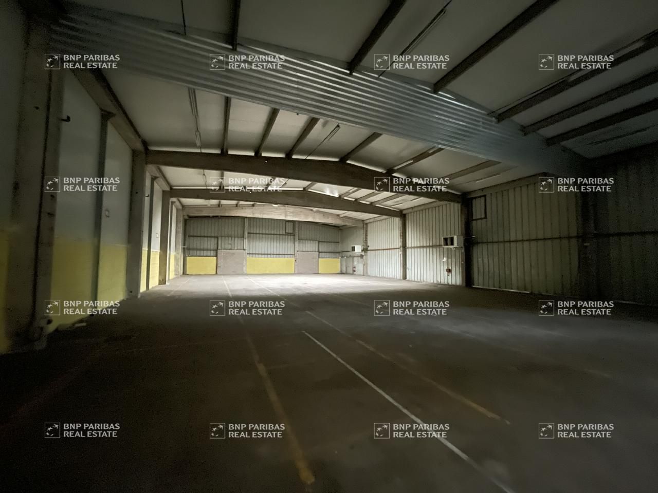 1412 m² pour ce activité en location à Ludres