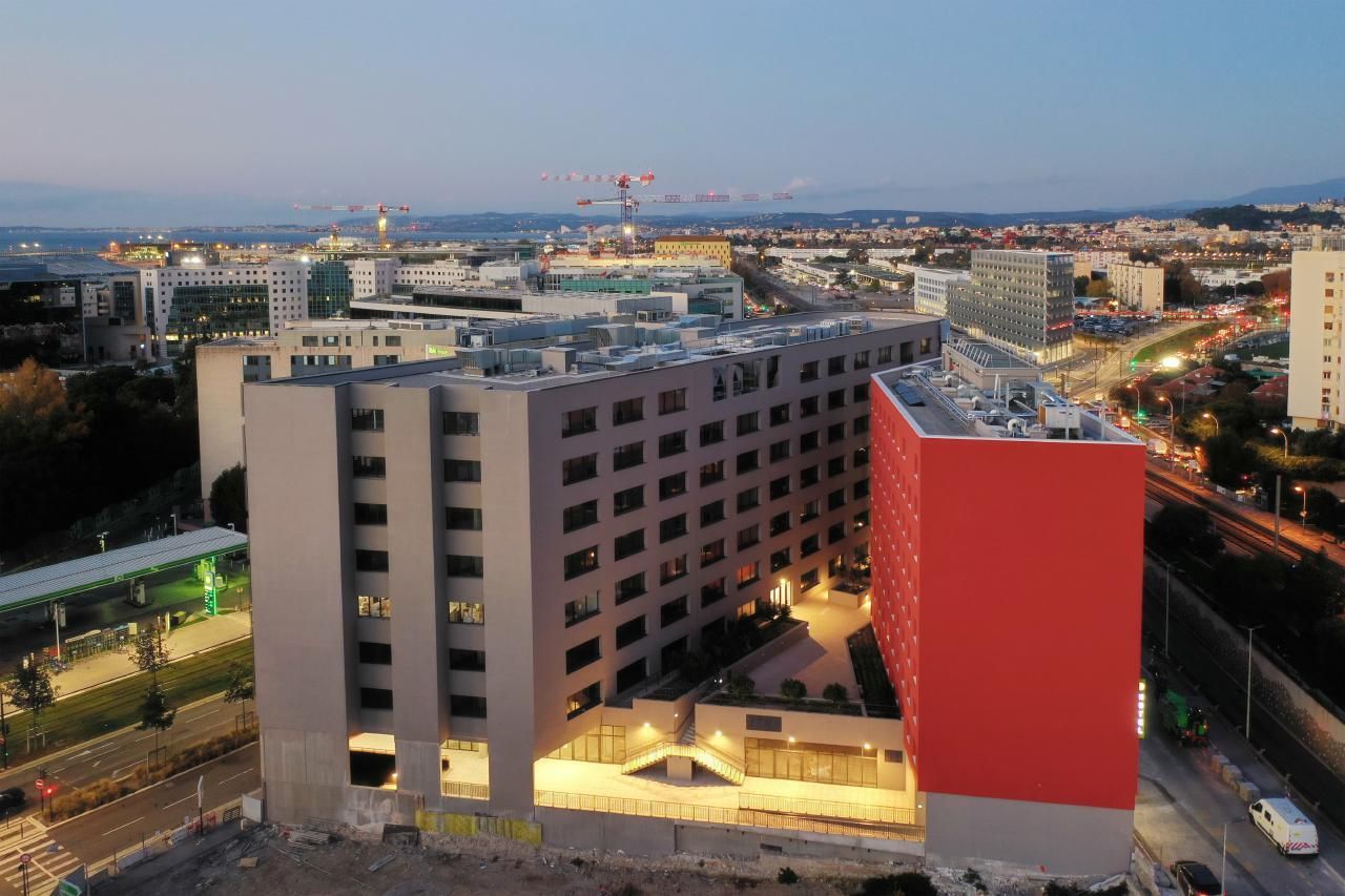 742 m² pour ce bureaux en location à Nice