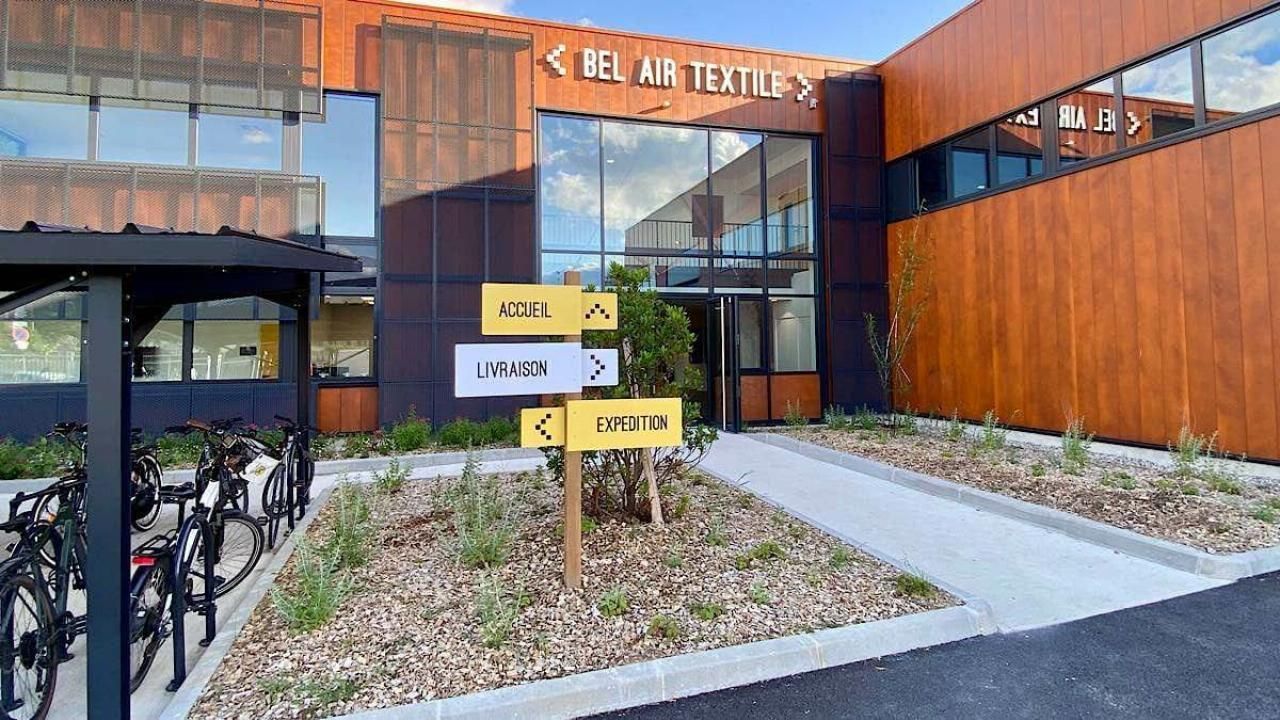 Location Activité 1742 m² divisibles 69100 Villeurbanne