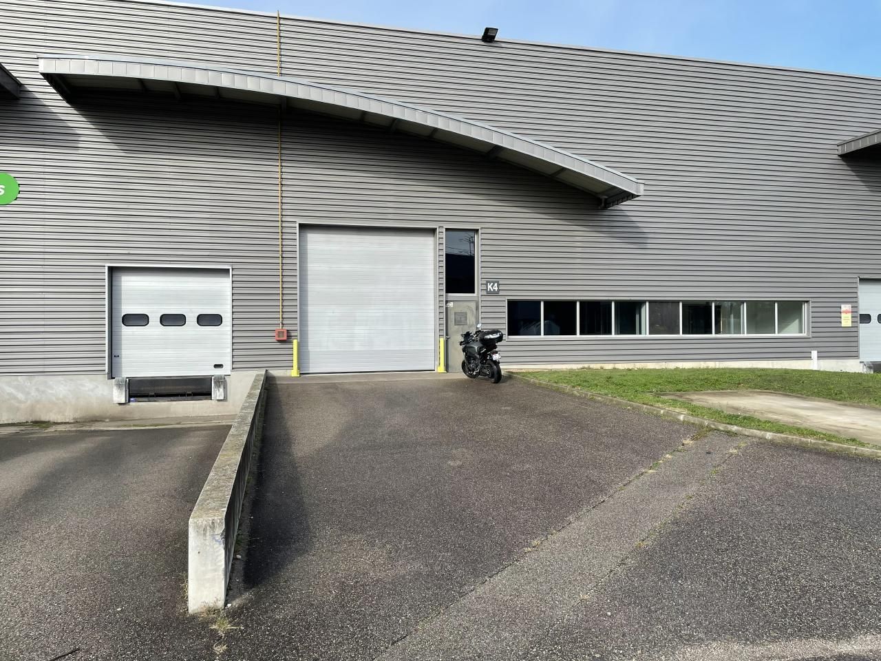 Location Activité 5252.7 m² divisibles 69800 Saint-priest