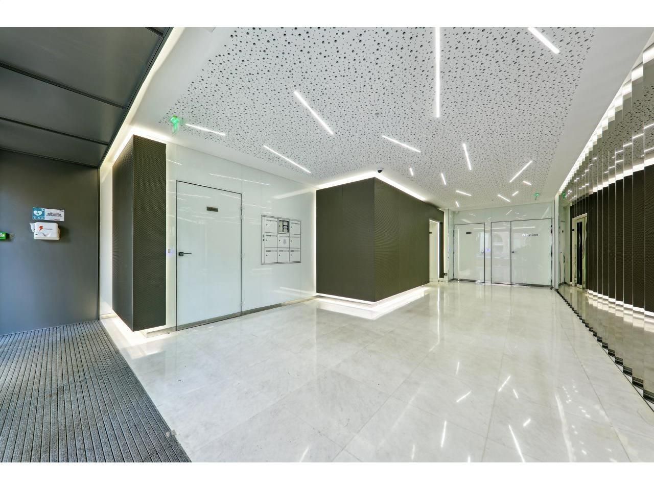 380 m² pour ce bureaux en location à Paris