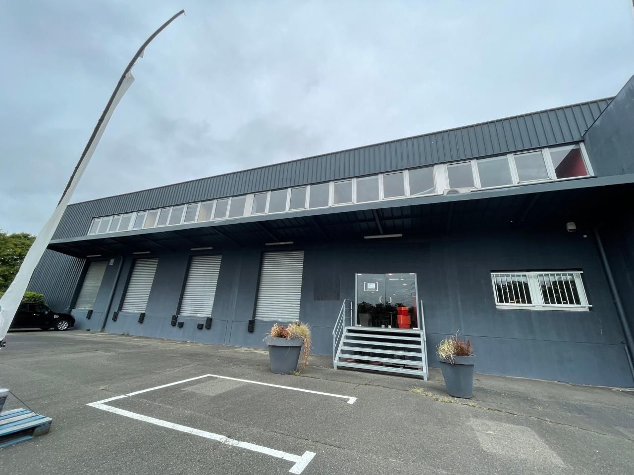 Location Entrepôts classe B 6871 m² divisibles 91120 Palaiseau