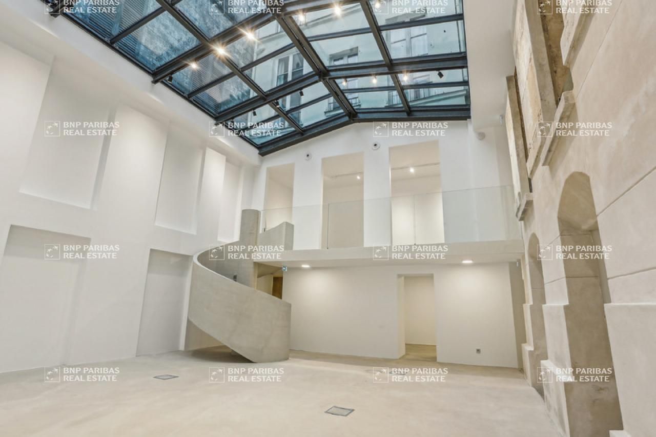 297.23 m² pour ce bureaux en vente à Paris