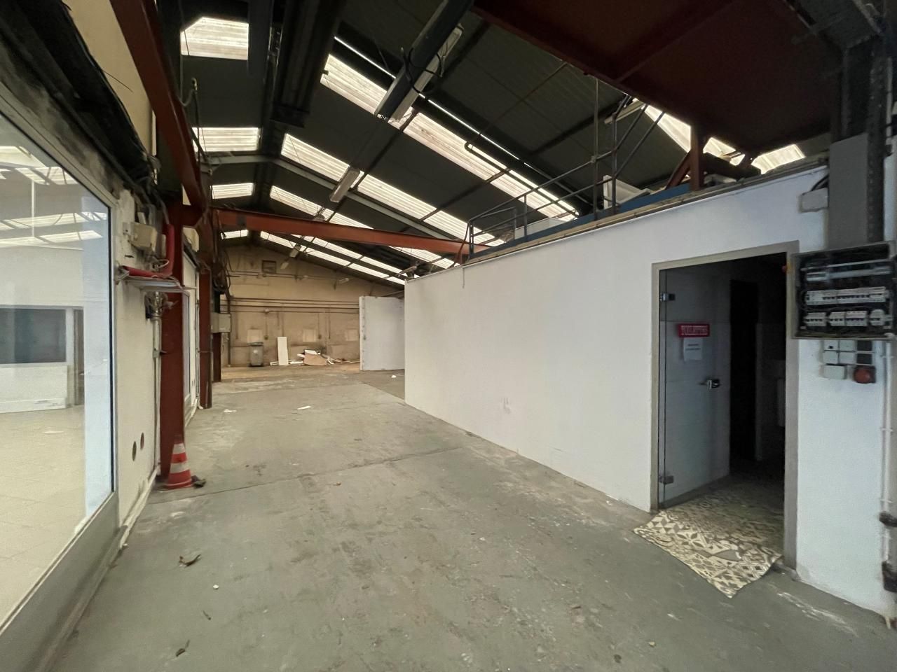 325 m² pour ce activité en vente à Issy-les-moulineaux