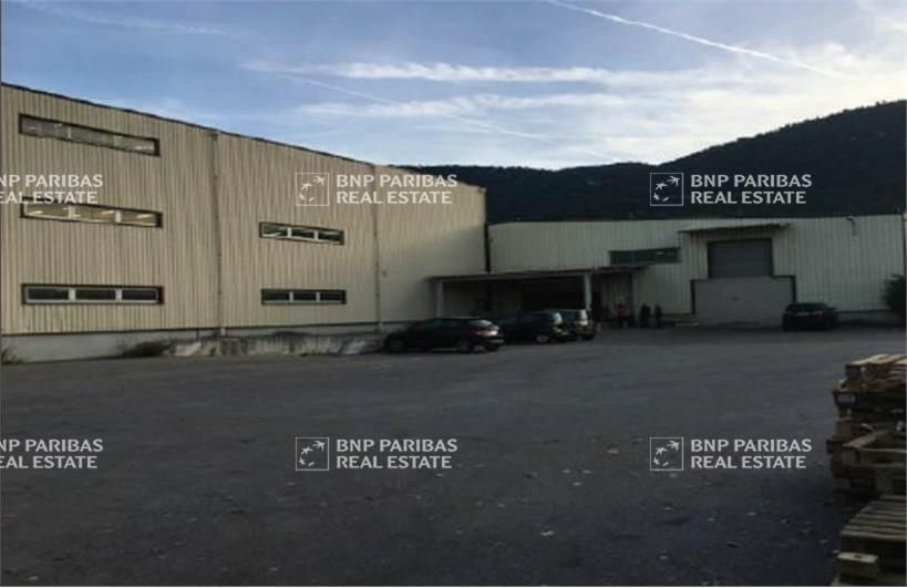 330 m² pour ce activité en location à Aubagne