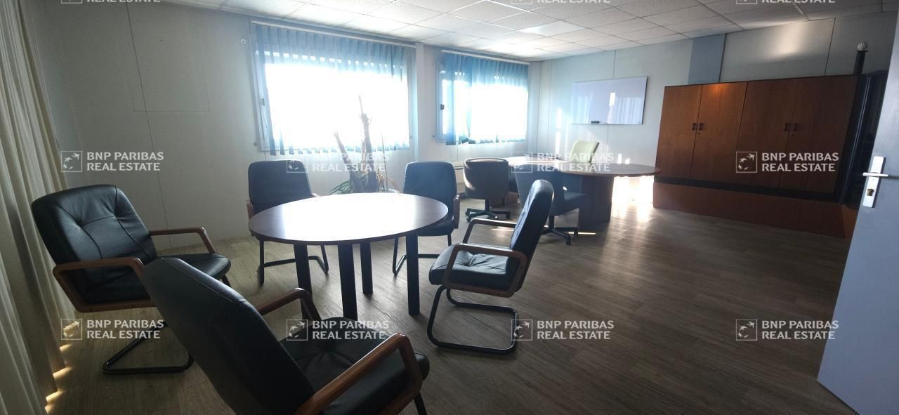 Location Entrepôts classe C 4400 m² non divisibles 84170 Monteux