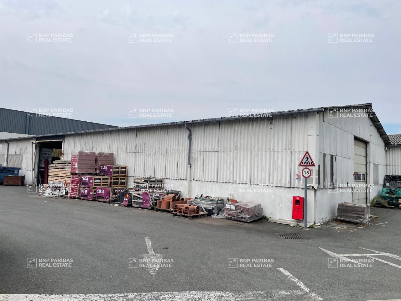 Location Activité 2115 m² non divisibles 45140 Ingré