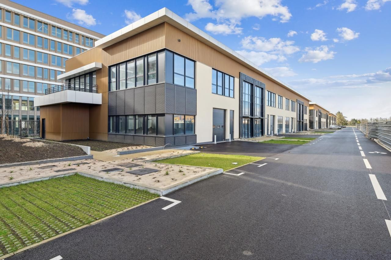 Location PME-PMI 3664 m² non divisibles 92000 Nanterre