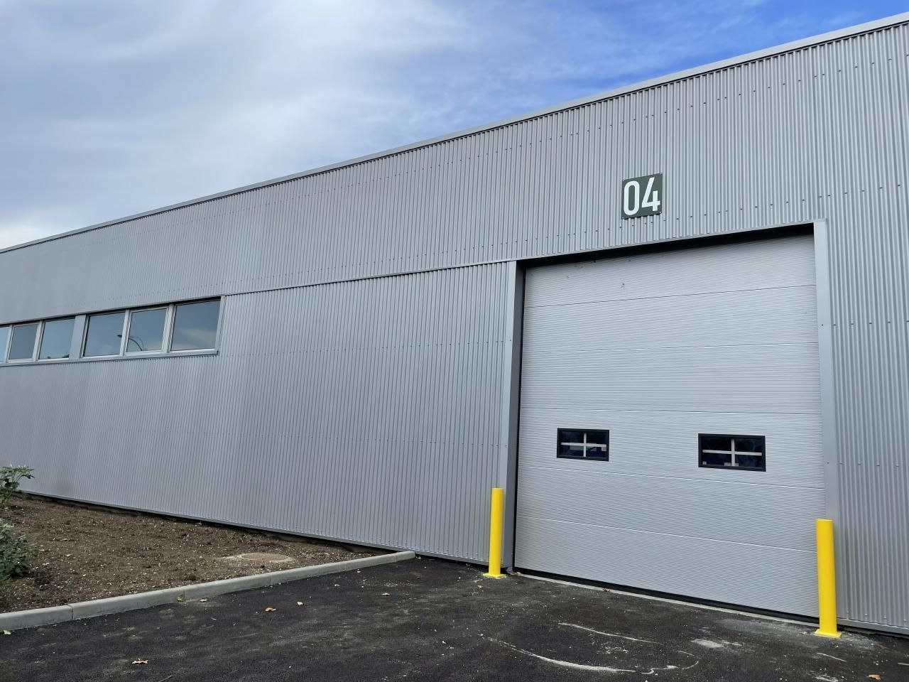 2361 m² pour ce activité en location à Bezons