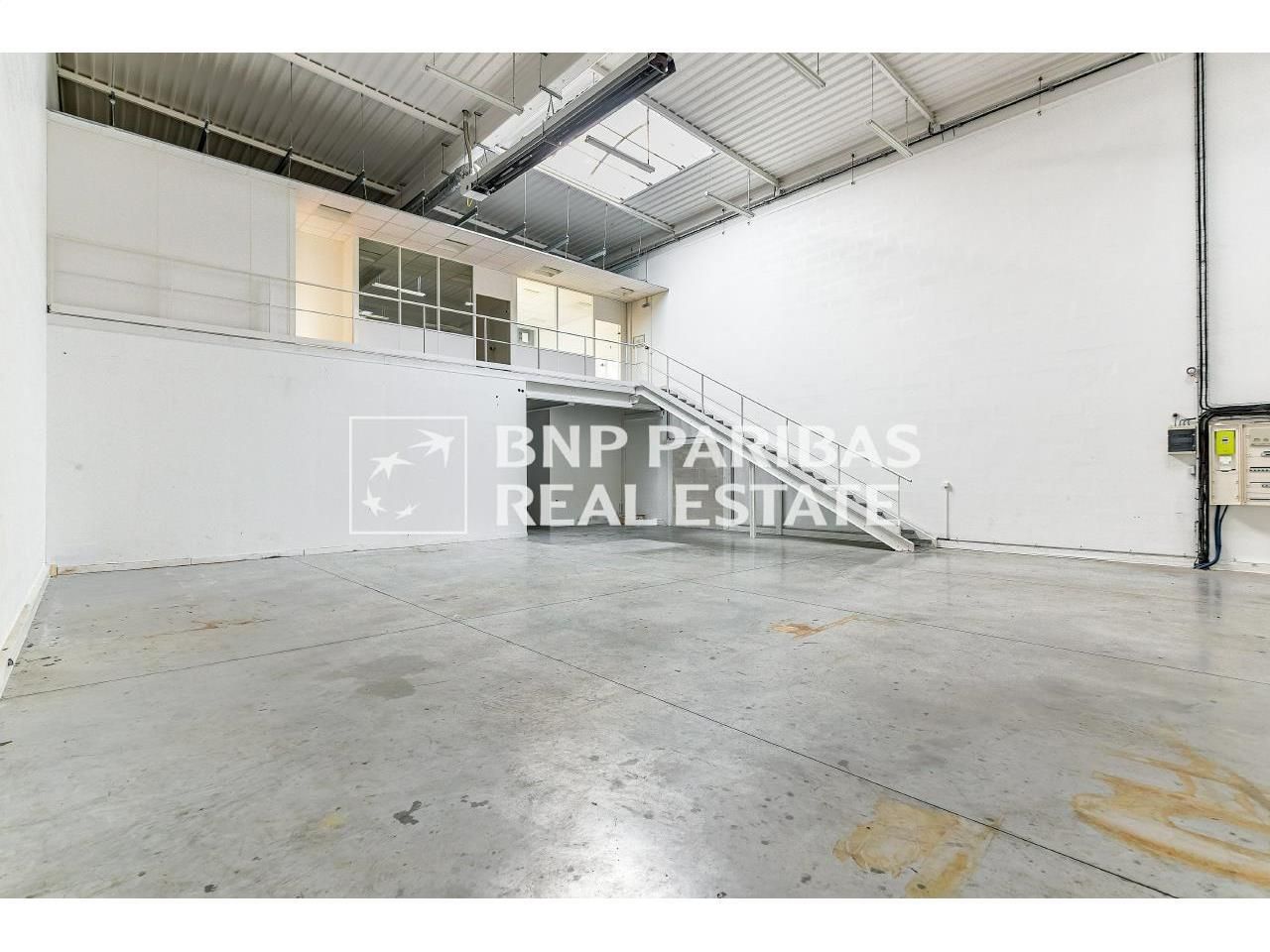 Location PME-PMI 293 m² non divisibles 91120 Palaiseau