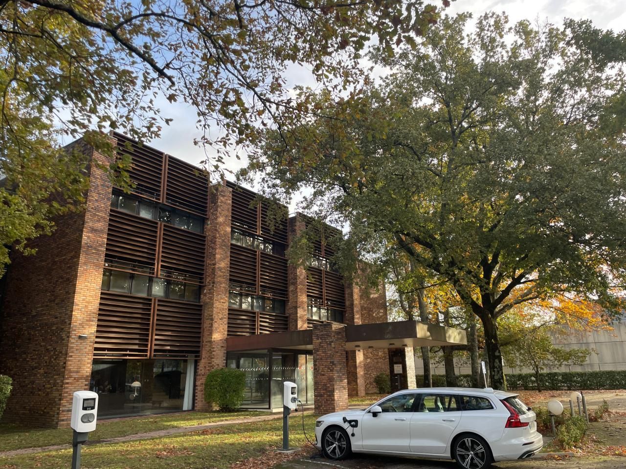 Location Bureaux 1052 m² non divisibles 33700 Mérignac