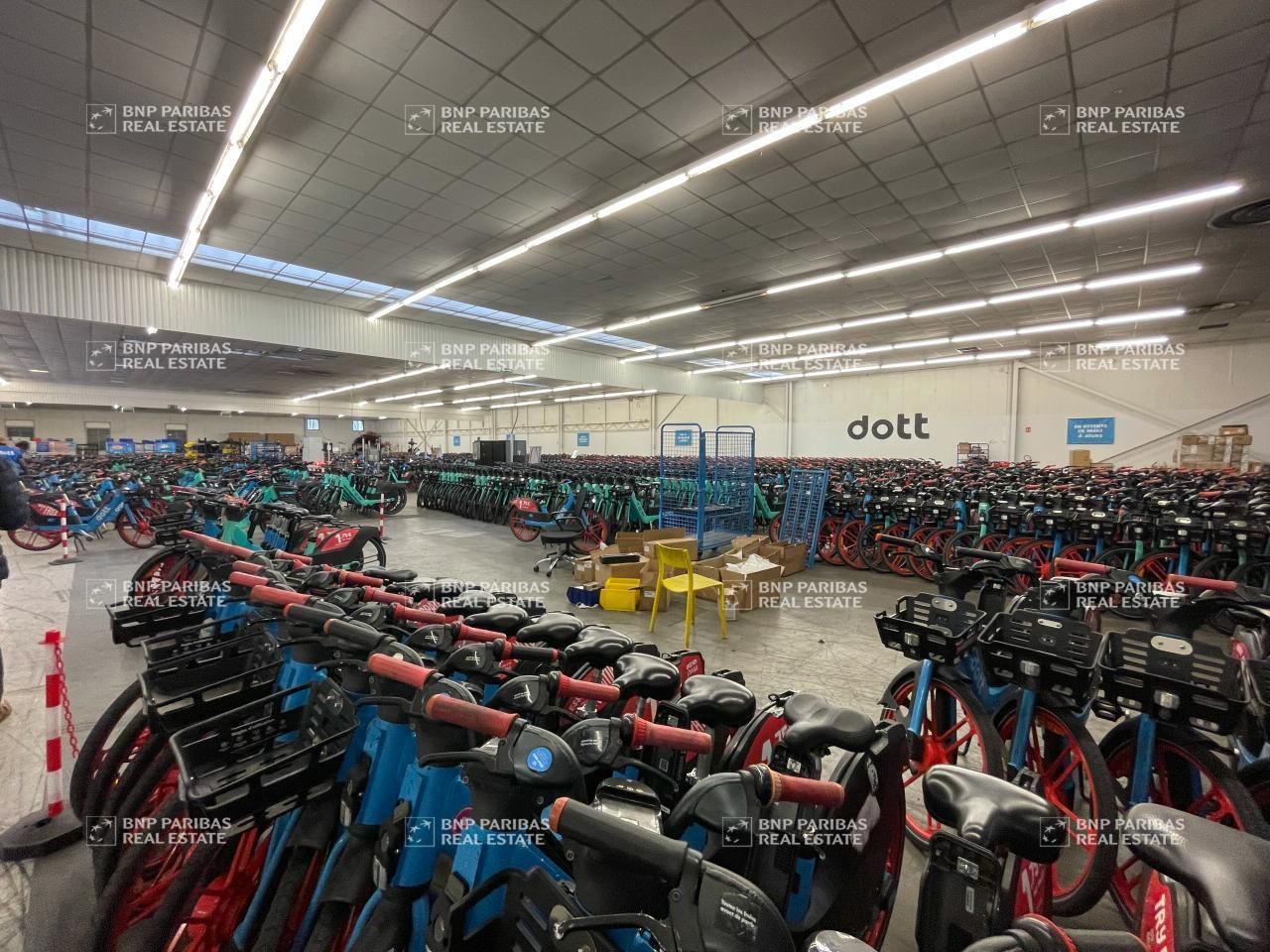 2772 m² pour ce activité en location à Aubervilliers