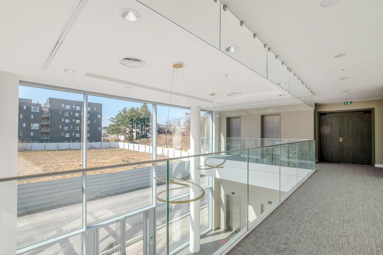 165 m² pour ce local commercial en location à Massy