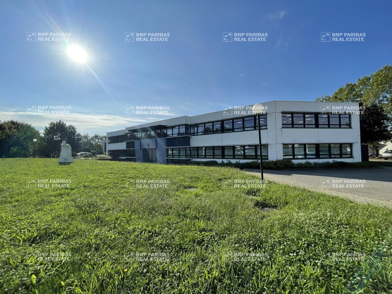 Location Bureaux 176 m² non divisibles 67300 Schiltigheim