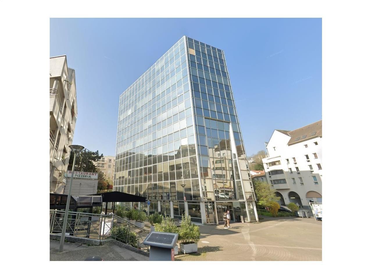Location Bureaux 480 m² non divisibles 92310 Sevres