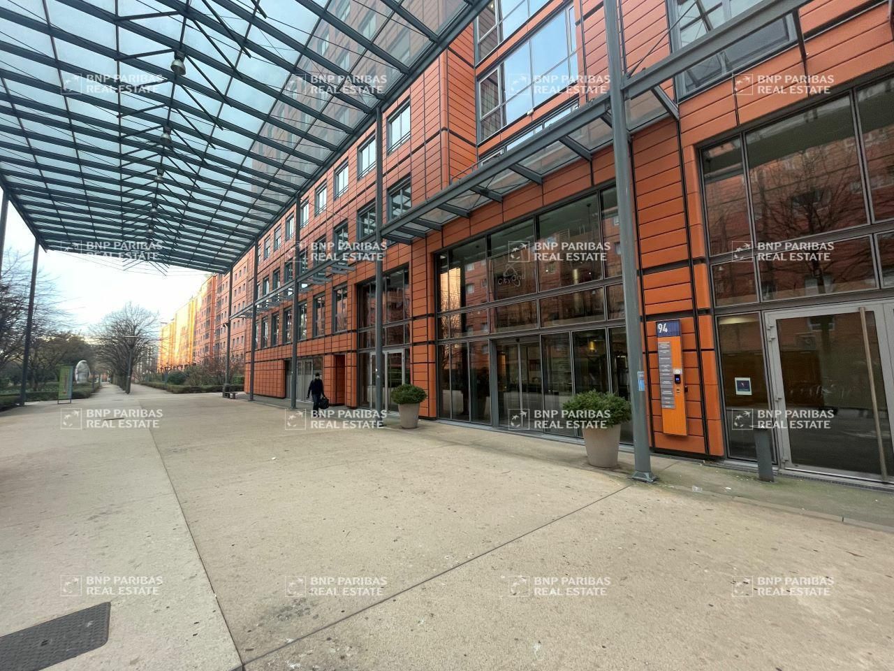 1443 m² pour ce bureaux en location à Lyon