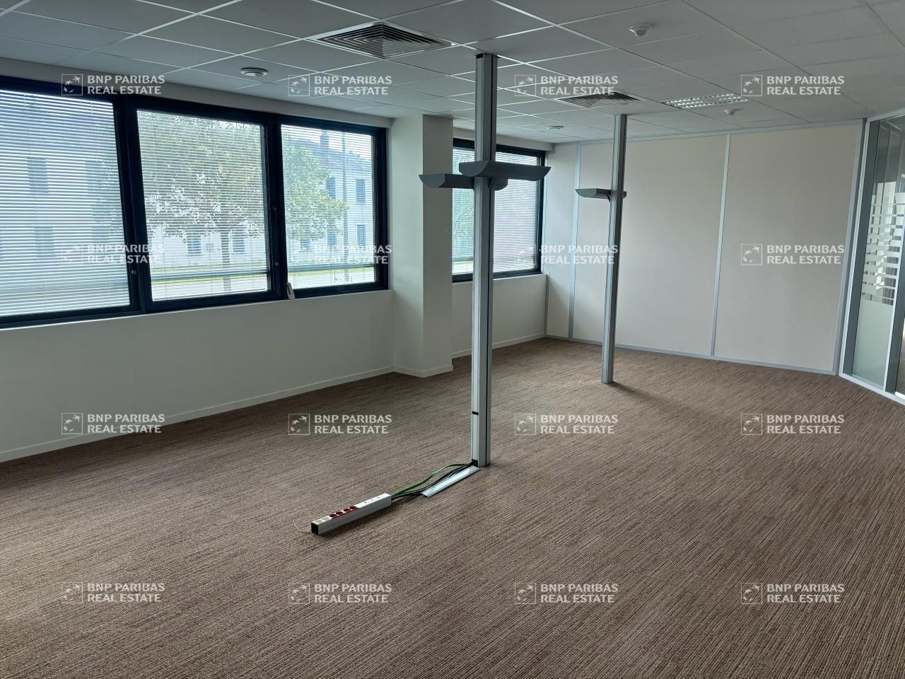239 m² pour ce bureaux en location à Tours